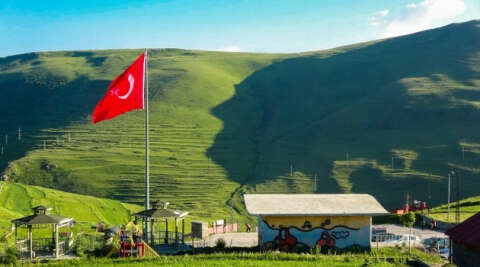 Atatürk silüeti belirdi