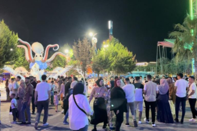 Bayramın ilk günü lunapark doldu taştı