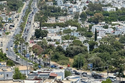 Tatilcilerin dönüş yolu trafiği başladı