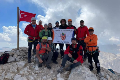 15 Temmuz Demokrasi ve Milli Birlik Günü İçin Zirveye Yürüdüler