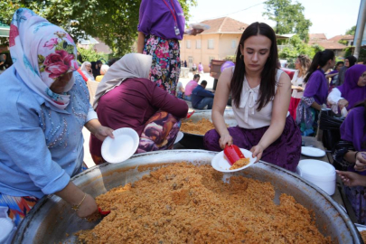 Bursa'da 523 yıllık gelenek renkli görüntülere imza attı