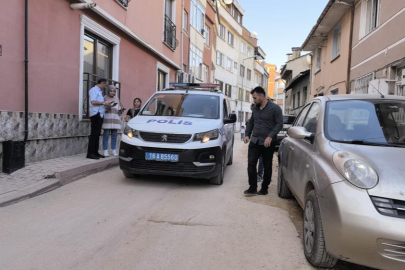 Bursa'da eski nişanlısının önünü kesip ateş etti