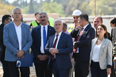 Başkan Bozbey “Hatay Ulu Cami‘yi haziran 2026’da bitireceğiz”