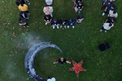 Fenomen ciğerci Cumhuriyet Bayramı’nı gençlerle kutladı