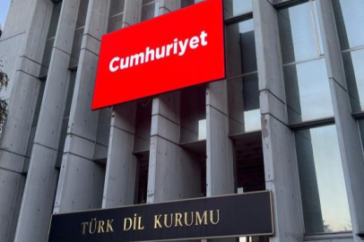 Türk Dil Kurumu ekranında “Cumhuriyet Bayramı” kutlaması