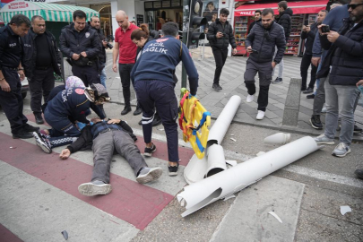 Bursa'da çatıdan kopan boru adamın kafasına düştü