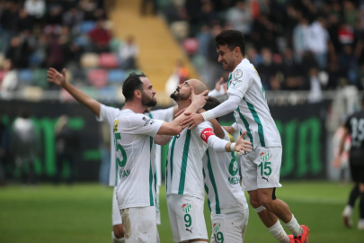 Bursaspor fırtınası: Gol oldu yağdı