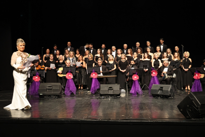 Türk Sanat Müziği Korosu’ndan muhteşem konser