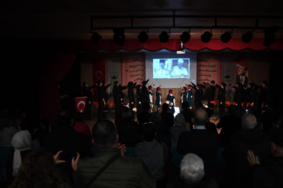 Nutuk Osmangazi’de teatral gösteriyle anlatıldı