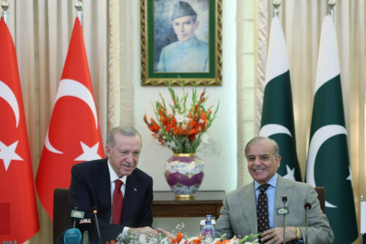 Cumhurbaşkanı Erdoğan'dan Pakistan'da önemli açıklamalar